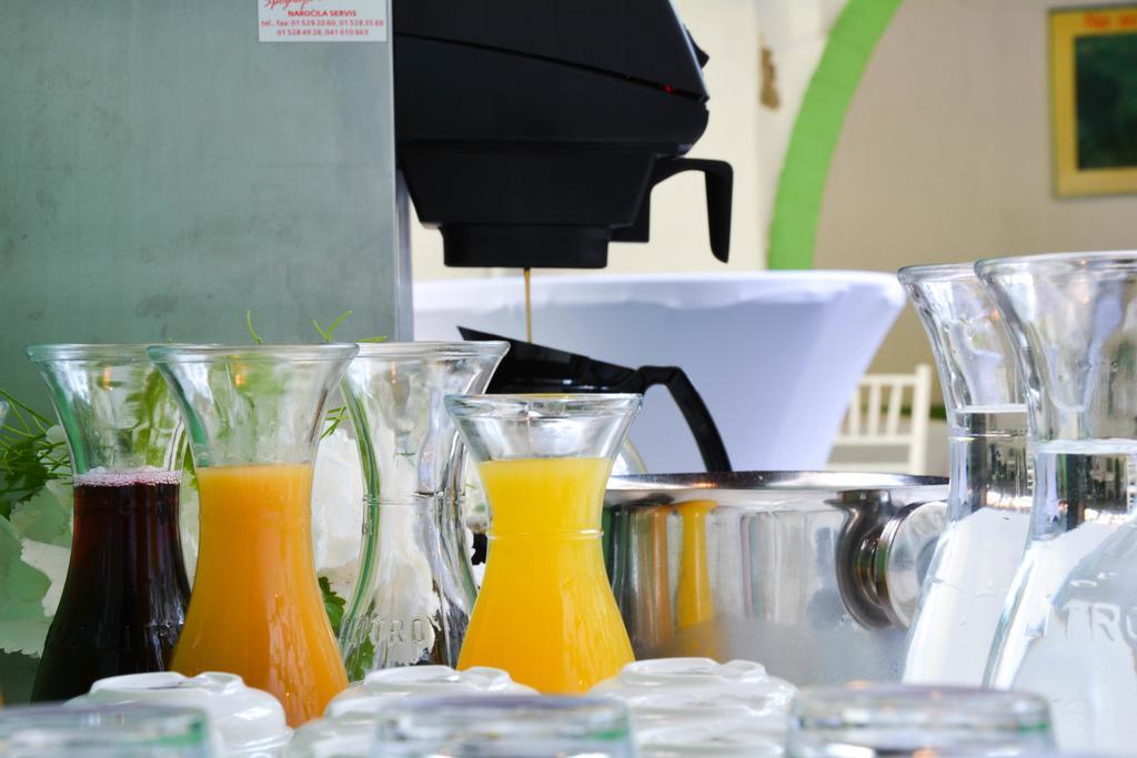 Mrak Hotel Lubiana